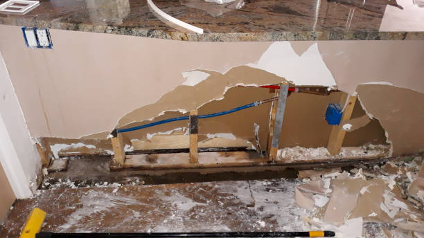 Best Sewage cleanup and water damage restoration  in Lanster, CA